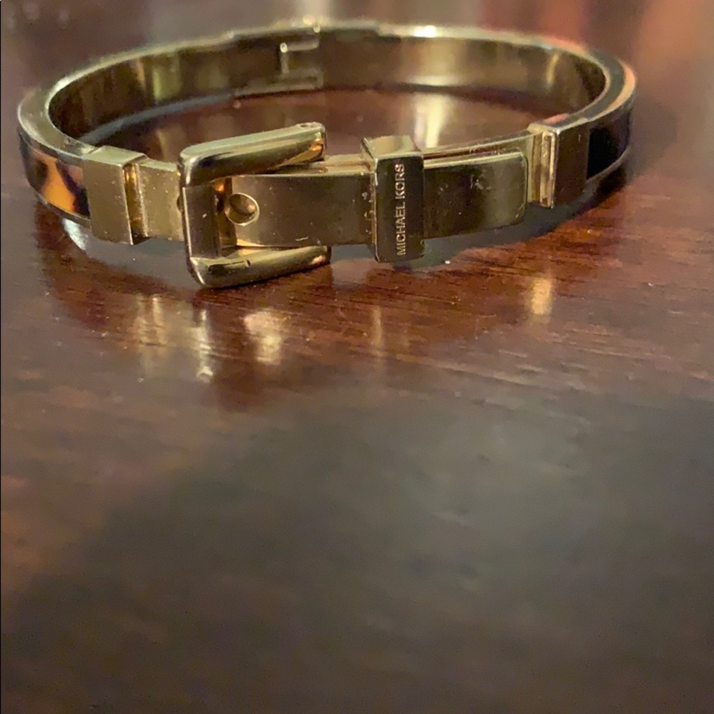 Michael kors bangle